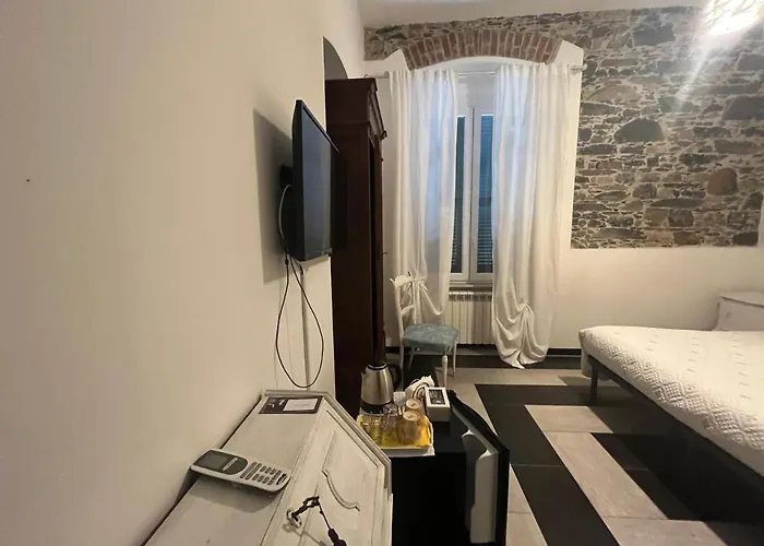 Pensión Trainspot 3*